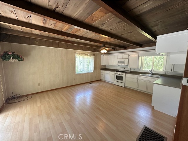 Detail Gallery Image 9 of 21 For 20853 Lyons Bald Mountain Rd, Sonora,  CA 95370 - 1 Beds | 1 Baths