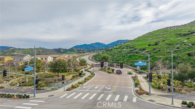 Detail Gallery Image 58 of 67 For 25035 Hidden Willow, Canyon Country,  CA 91387 - 5 Beds | 4 Baths