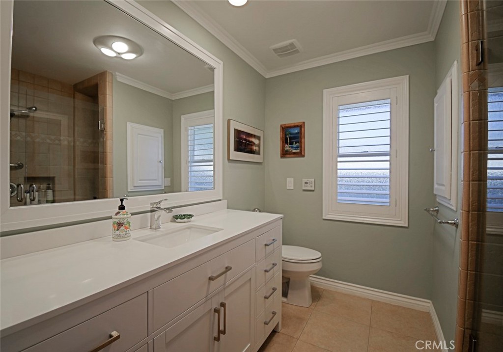 MLS #OC25252443 image #36