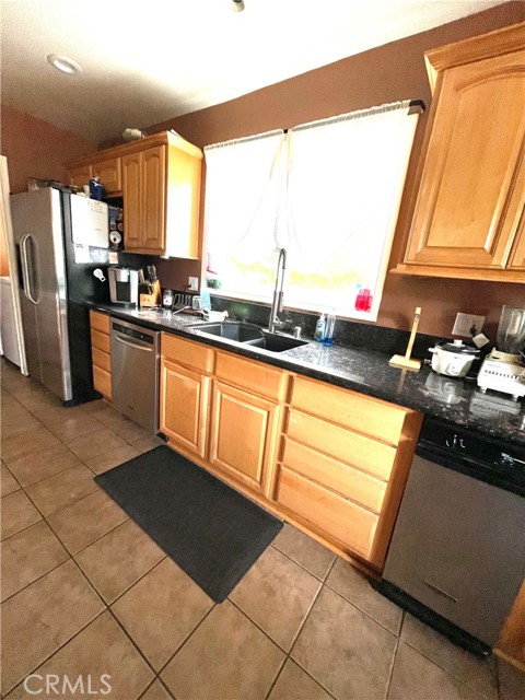 7957 Sausalito Avenue, West Hills CA: https://media.crmls.org/medias/82595852-6adc-47f8-af10-8ef86b97f7ba.jpg