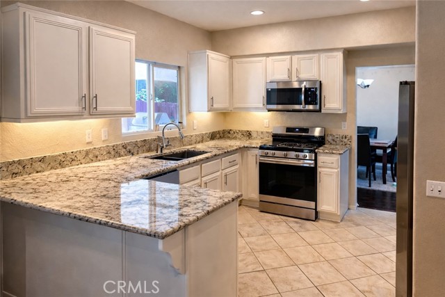 1650 Ravenswood Road, Beaumont CA: https://media.crmls.org/medias/8259ade2-08f4-4d65-a3ca-d14c38be54d4.jpg