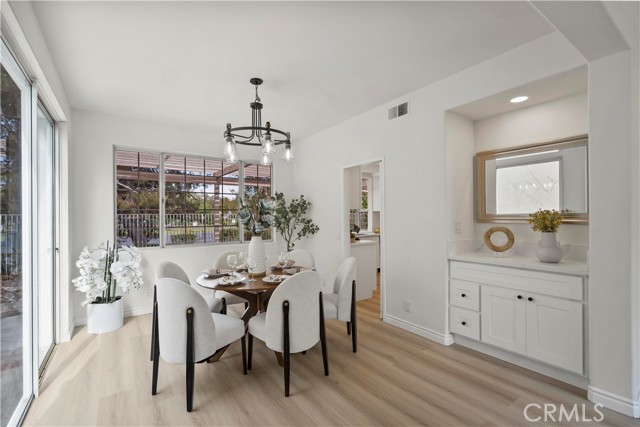 Detail Gallery Image 10 of 54 For 256 N Hickory Branch Ln, Orange,  CA 92869 - 4 Beds | 2/1 Baths