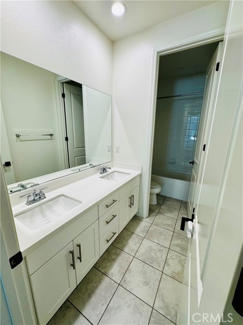 2034 Rembrandt, Santa Ana CA: https://media.crmls.org/medias/825b28d3-e8fd-4493-8a3e-87ad13b0b3f5.jpg