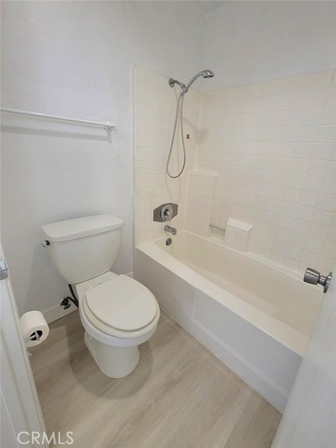 Detail Gallery Image 11 of 16 For 2554 Olive Dr #108,  Palmdale,  CA 93550 - 2 Beds | 2 Baths
