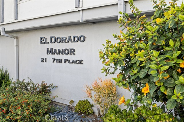21 7th Place, Long Beach CA: https://media.crmls.org/medias/825c8cbb-2f18-4941-b4d7-9c9416008532.jpg
