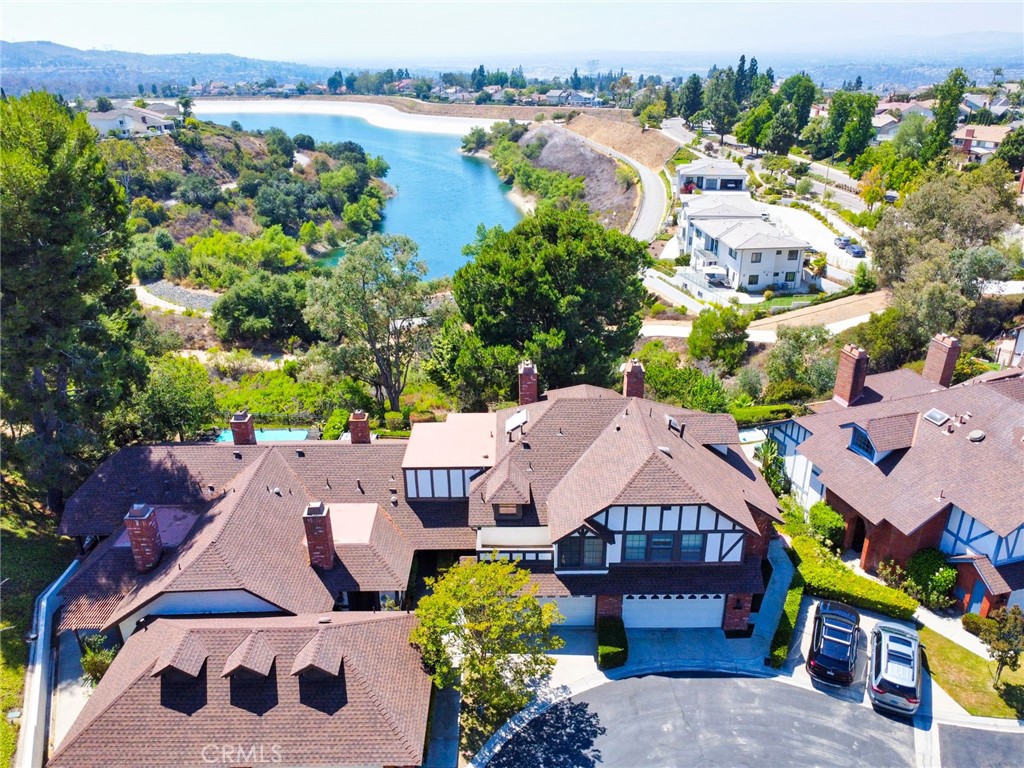 950 S Rim Crest Drive