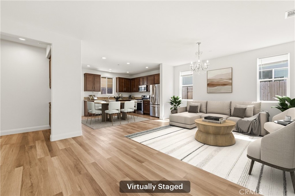 https://media.crmls.org/medias/825cc7db-3c85-4e4f-a4f0-126e5193dd6d.jpg?preset=X-Large
