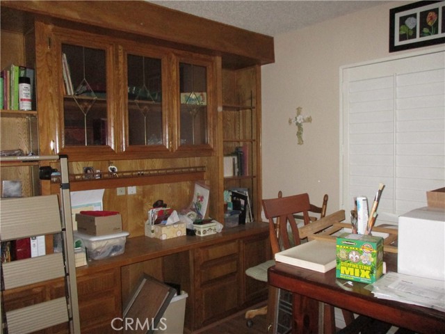 24515 California Avenue, Hemet CA: https://media.crmls.org/medias/825d0c11-8bbe-4d23-acd3-9cd4cf25716e.jpg