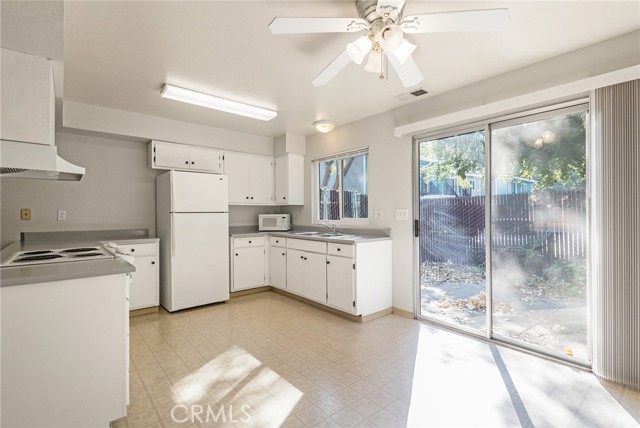 Detail Gallery Image 11 of 29 For 811 W 2nd, Chico,  CA 95926 - – Beds | – Baths