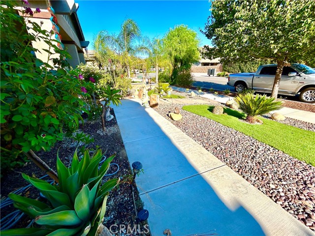 Detail Gallery Image 4 of 36 For 3327 Lansing St, Hemet,  CA 92543 - 4 Beds | 2 Baths