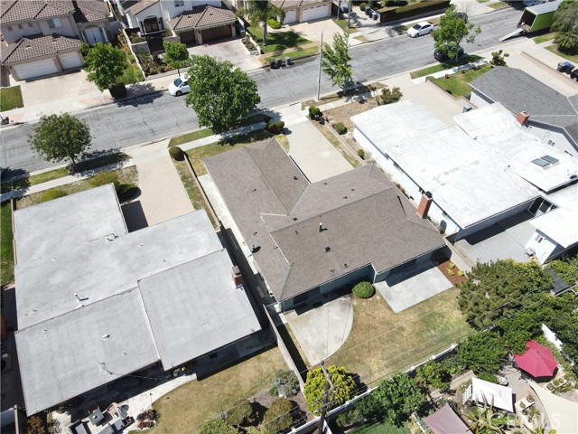 1941 W 235th Place, Torrance CA: https://media.crmls.org/medias/825e8f11-88bb-41ee-ae17-16243f610262.jpg