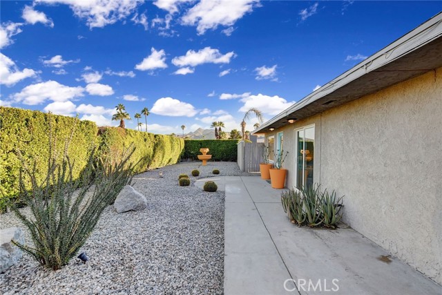 Detail Gallery Image 22 of 59 For 657 S Mountain View Dr, Palm Springs,  CA 92264 - 5 Beds | 5 Baths