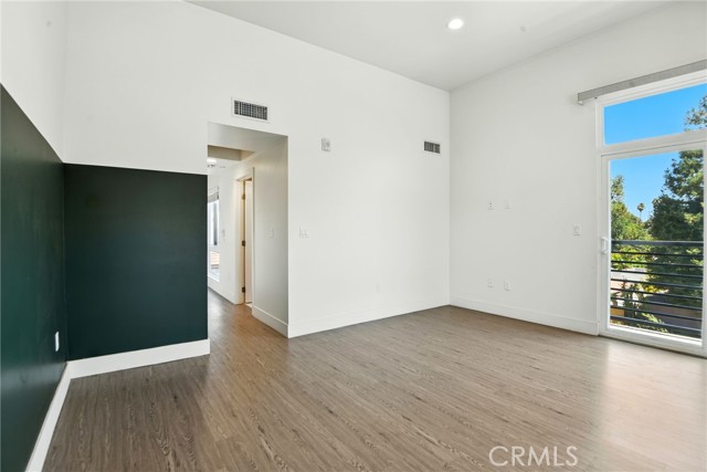 Detail Gallery Image 18 of 31 For 4461 Tujunga Ave #101,  Studio City,  CA 91602 - 3 Beds | 3 Baths