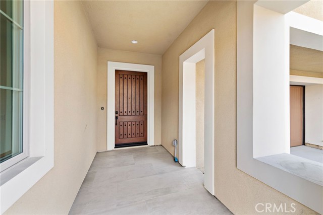 Detail Gallery Image 2 of 32 For 215 Sutters Mill, Irvine,  CA 92602 - 4 Beds | 4/1 Baths