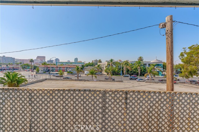 Detail Gallery Image 28 of 48 For 955 E 3rd St #304,  Long Beach,  CA 90802 - 2 Beds | 1 Baths