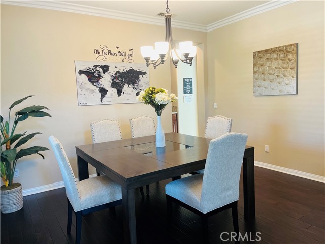 5803 Green Pine Court, Rancho Cucamonga CA: https://media.crmls.org/medias/82647d98-ed21-45ac-aa46-805f0572a942.jpg