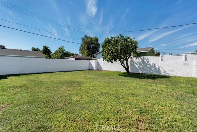 8547 Tampa Avenue, Northridge CA: https://media.crmls.org/medias/8264979f-9cee-47b9-ac70-58ed92df221a.jpg