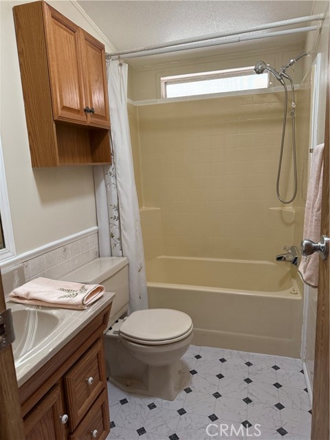 Detail Gallery Image 8 of 17 For 13393 Mariposa Rd #42,  Victorville,  CA 92395 - 3 Beds | 2 Baths