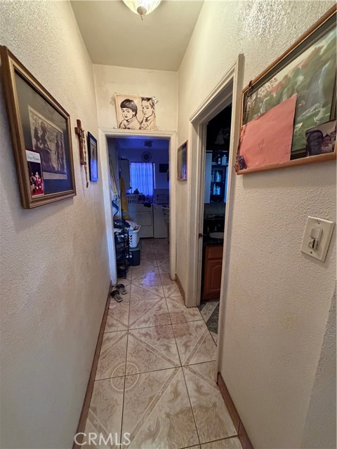 Detail Gallery Image 15 of 27 For 17312 Miller Ave, Fontana,  CA 92336 - 6 Beds | 6 Baths