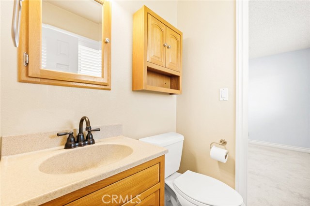 6051 Santa Barbara Avenue, Garden Grove CA: https://media.crmls.org/medias/8266e1f3-dbbb-474a-ac3d-900db70f35b4.jpg