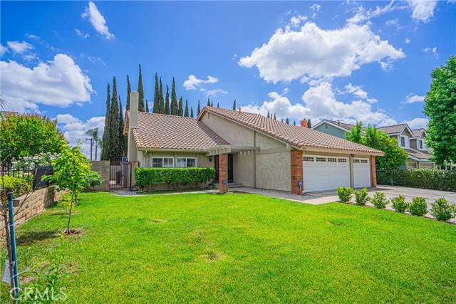 976 Northwood Avenue, Brea CA: https://media.crmls.org/medias/82670151-e8bc-433c-8af6-ba95982f3078.jpg