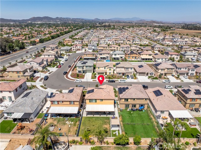 32942 Forgecroft Street, Menifee CA: https://media.crmls.org/medias/8268a959-897f-4acd-86e7-4cea04334c9f.jpg