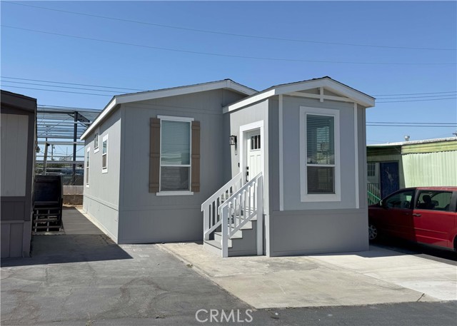 630 S Maple Avenue, Montebello CA: https://media.crmls.org/medias/8269b01c-f82b-4e87-b093-832170139a84.jpg