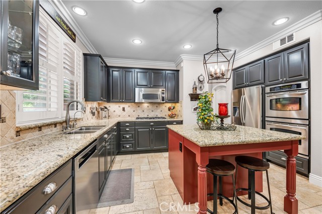 Detail Gallery Image 14 of 75 For 42449 Wyandotte St, Temecula,  CA 92592 - 5 Beds | 4 Baths