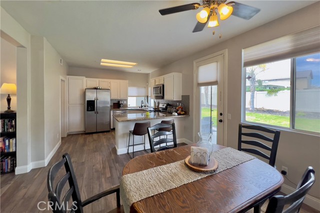 Detail Gallery Image 15 of 55 For 1444 Sutherland Dr, Riverside,  CA 92507 - 4 Beds | 2/1 Baths