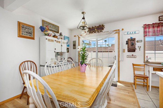 527 Blossom Lane, Redondo Beach, California 90278, 3 Bedrooms Bedrooms, ,1 BathroomBathrooms,Residential,Sold,Blossom Lane,OC22082269