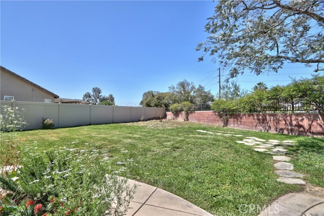 Detail Gallery Image 40 of 51 For 39883 S Creek Cir, Murrieta,  CA 92563 - 5 Beds | 3/1 Baths