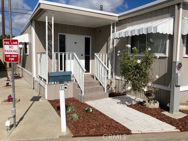 Detail Gallery Image 1 of 1 For 14352 Beach Bld #11,  Westminster,  CA 92683 - 2 Beds | 1 Baths