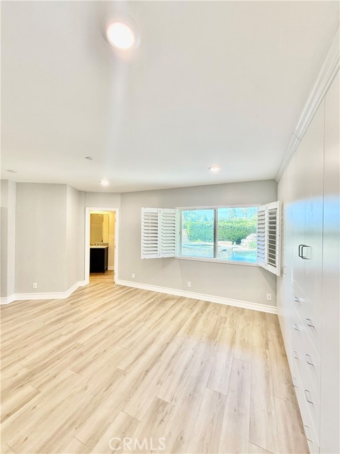 Detail Gallery Image 6 of 12 For 18822 Vintage, Northridge,  CA 91324 - 1 Beds | 1 Baths