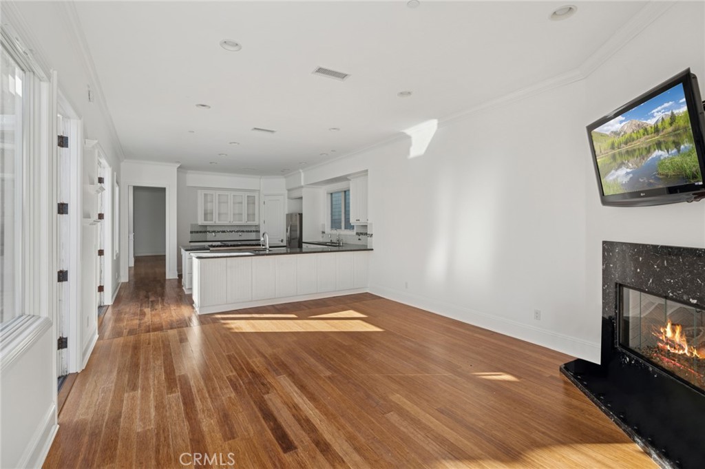 MLS #NP25254275 image #6