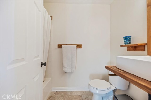 8119 W Preserve, Chino CA: https://media.crmls.org/medias/826d4632-3fed-4f69-bec3-5125e7eff4b8.jpg