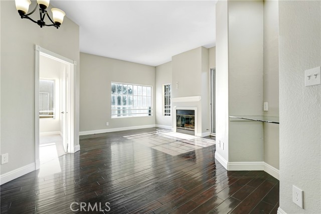 Front Image Thumbnail for CROC25266993