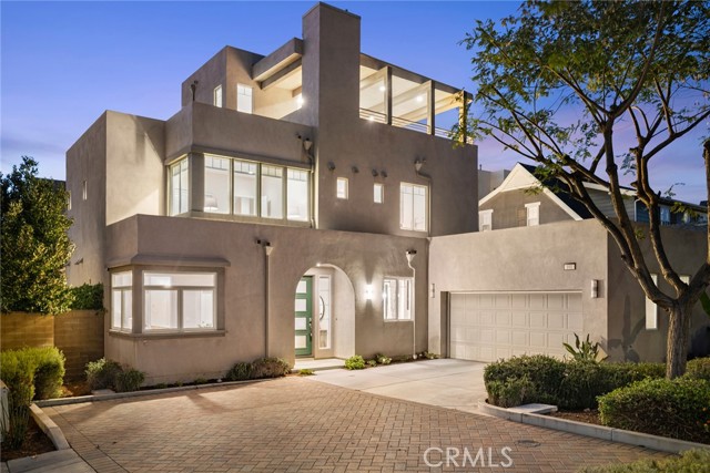 Front Image Thumbnail for CROC26048673