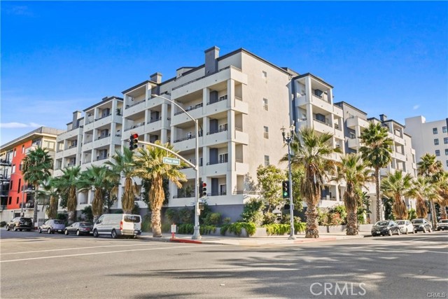 Detail Gallery Image 21 of 21 For 838 Pine Ave #402,  Long Beach,  CA 90813 - 2 Beds | 2 Baths