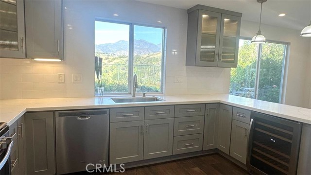 Detail Gallery Image 11 of 28 For 11 Arboleda, Rancho Santa Margarita,  CA 92688 - 3 Beds | 2/1 Baths