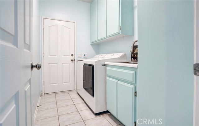 29087 Slumpstone Street, Nuevo CA: https://media.crmls.org/medias/826e24ff-f522-4931-8222-2f08eb312a88.jpg
