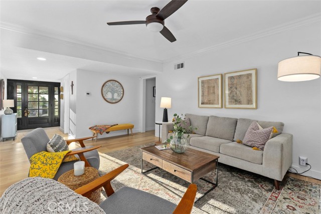 Detail Gallery Image 9 of 47 For 7380 Whitegate, Riverside,  CA 92506 - 3 Beds | 2/1 Baths