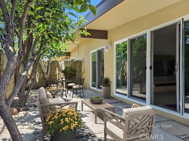 6 Merit Park Drive, Gardena CA: https://media.crmls.org/medias/826f3f66-3e71-4186-b74b-746396f813dd.jpg