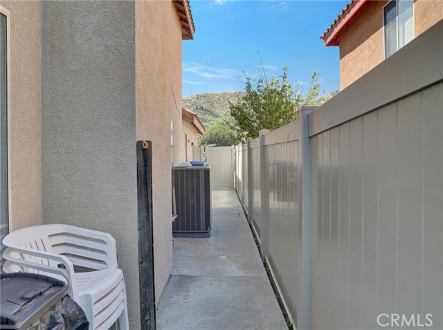 Detail Gallery Image 13 of 45 For 27370 Englewood St, Moreno Valley,  CA 92555 - 4 Beds | 3 Baths