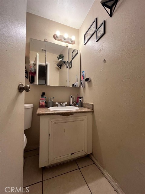 Detail Gallery Image 6 of 9 For 1751 Fullerton Rd #2,  Rowland Heights,  CA 91748 - 2 Beds | 1 Baths