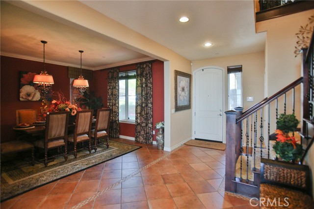 Detail Gallery Image 9 of 60 For 14625 Stageline Ln, Fontana,  CA 92336 - 5 Beds | 4/1 Baths