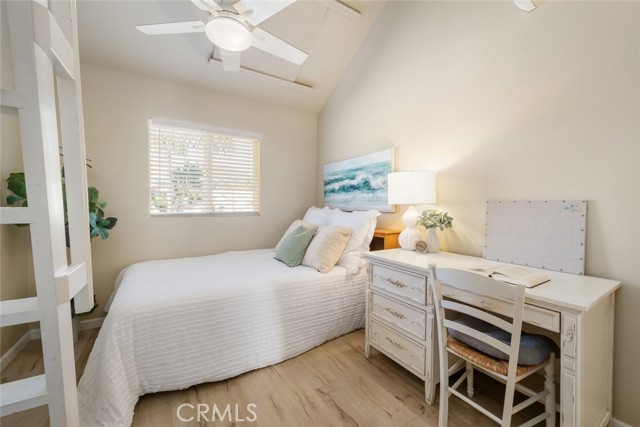 1185 E Foothill Boulevard, San Luis Obispo CA: https://media.crmls.org/medias/8271b9eb-992b-4a95-b4b9-44b8f102c687.jpg