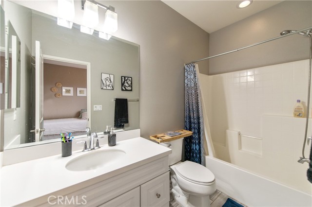 Detail Gallery Image 17 of 29 For 12440 Constellation St, Corona,  CA 91752 - 2 Beds | 2/1 Baths