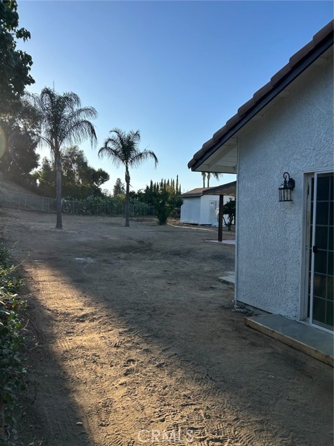 8138 Camelot Road, Riverside CA: https://media.crmls.org/medias/82720f18-19a3-4ccd-94ef-59490e5b5e1e.jpg