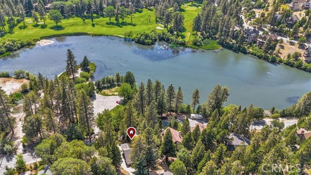 Detail Gallery Image 4 of 5 For 641 Golf Course Rd, Lake Arrowhead,  CA 92352 - 4 Beds | 3 Baths