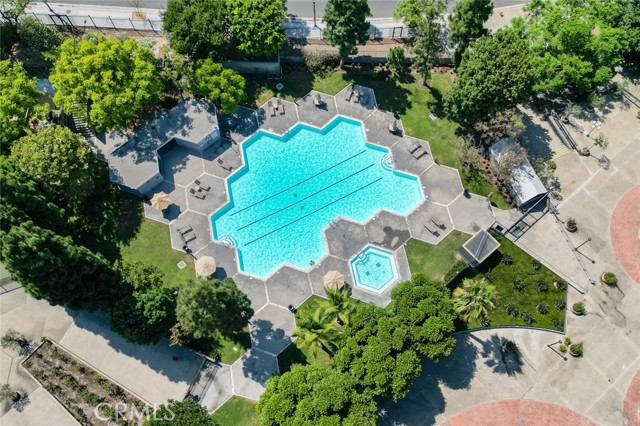 800 W 1st Street, Los Angeles CA: https://media.crmls.org/medias/8272f44f-56fb-45b8-b1d0-ccf7613250bc.jpg